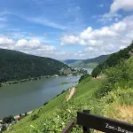 Rheinblick Apartman *